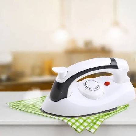Foldable Steam Iron
